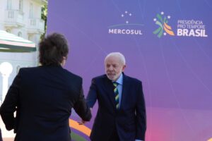 ブラジルとアルゼンチンに何が起きた？大使呼び戻しとメルコスール・貿易への影響を中立に解説