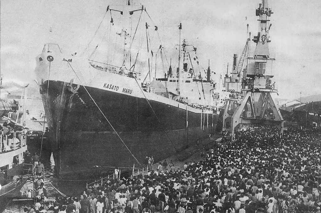 1908年、サントス港に到着した移民船・笠戸丸