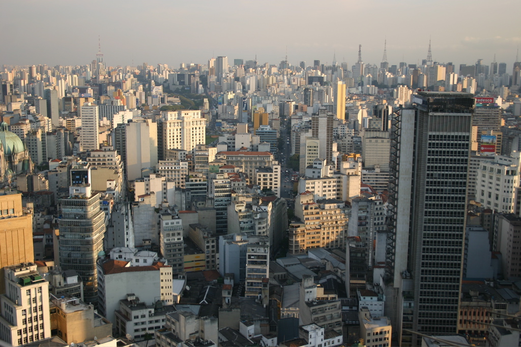 ブラジル・サンパウロの近代的な都市の街並み